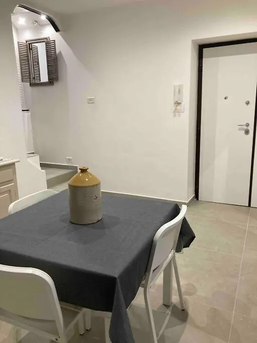 Center And Station Apartment Bari