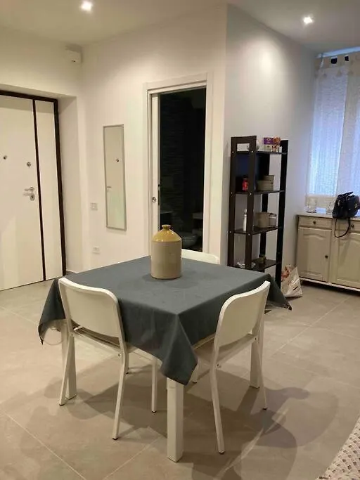 Center And Station Apartment Bari